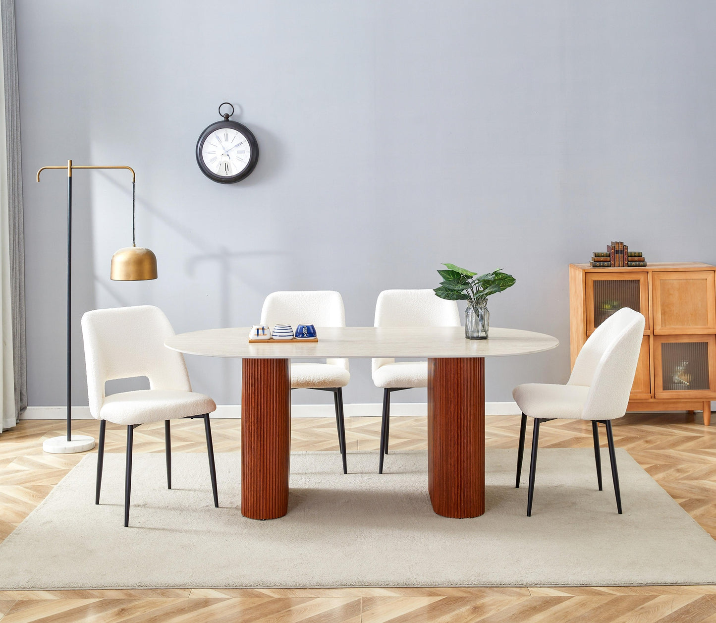 Table à manger « Roxy » beige en céramique mat pieds noisette effet travertin