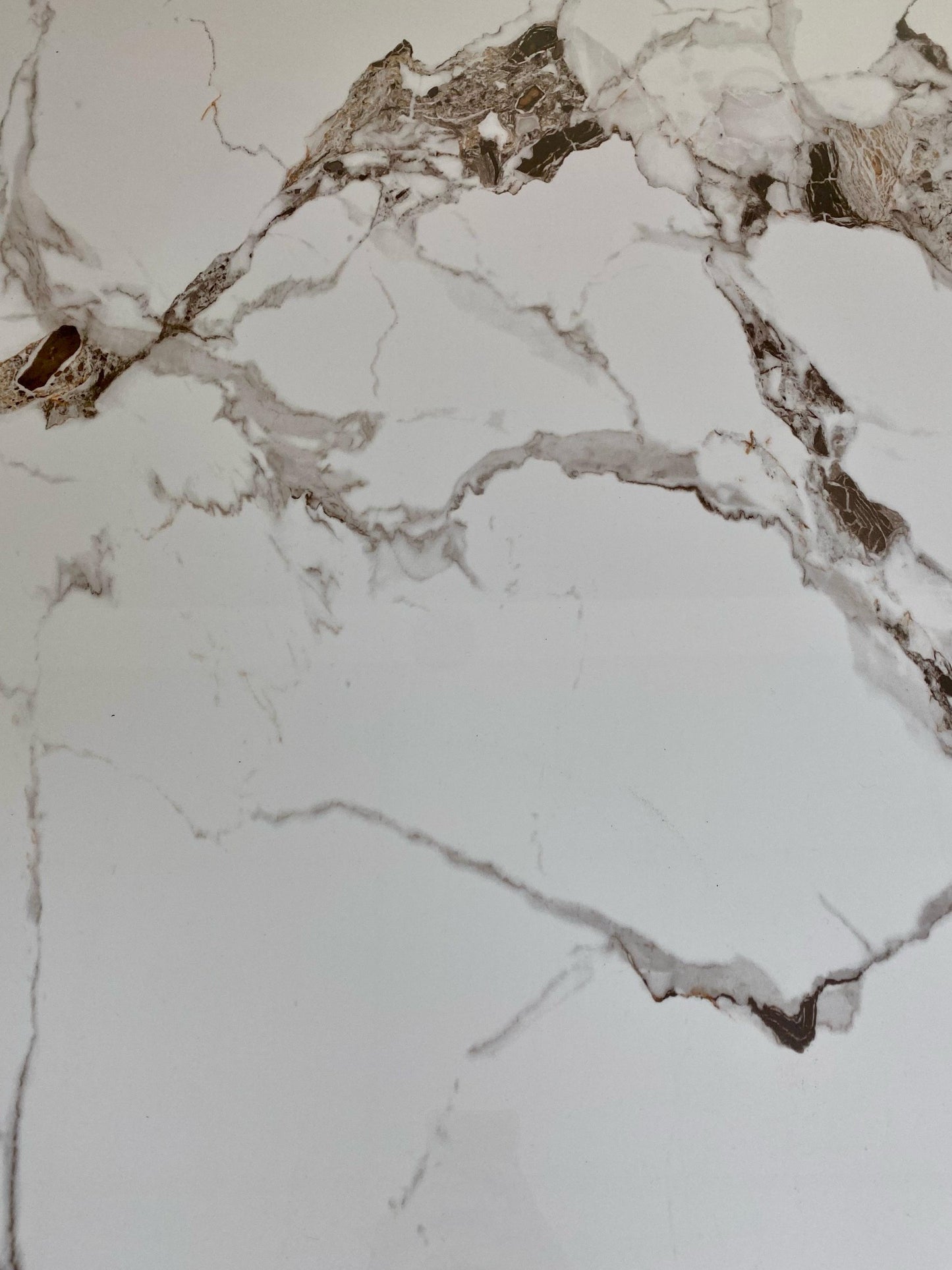 Meuble TV « Esmée» Blanc Doré Céramique Marbre Beige 180x40x60 cm