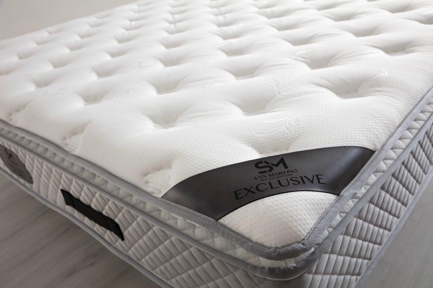Matelas San Martino Exclusif Ressorts Gris – 32 cm avec Surmatelas Intégré