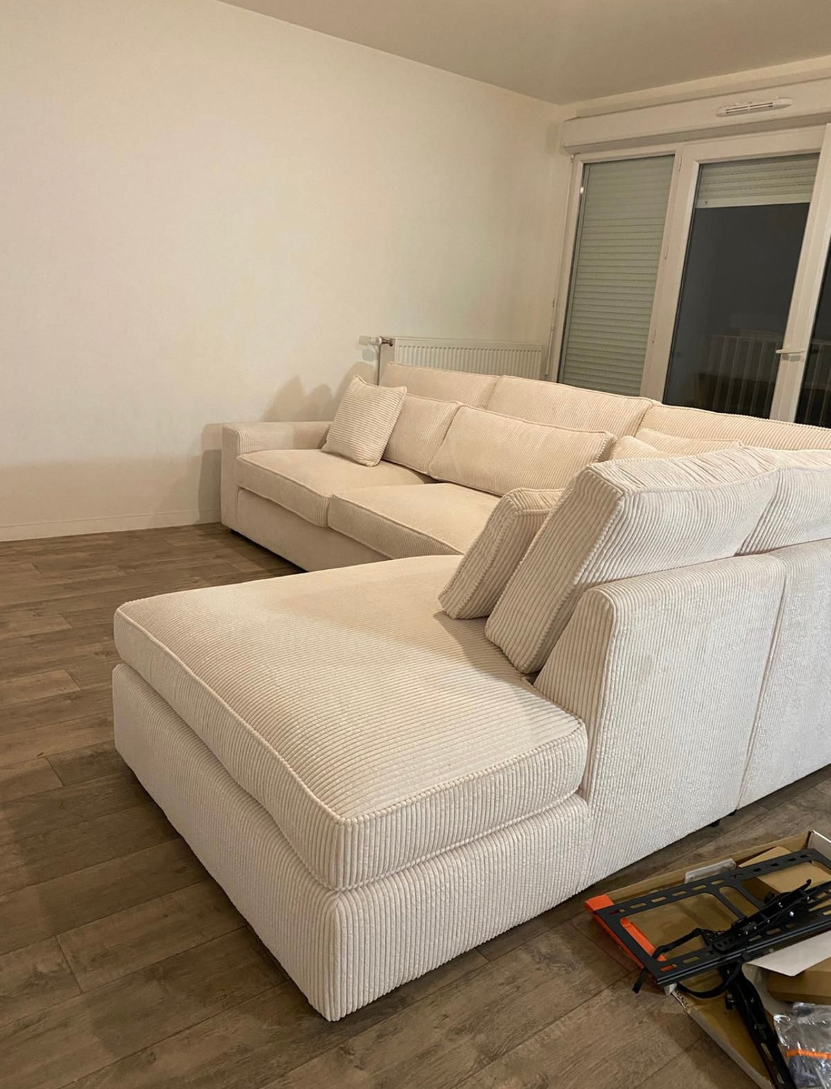 Canapé LEXUS - Côtelé blanc cassé 310x230