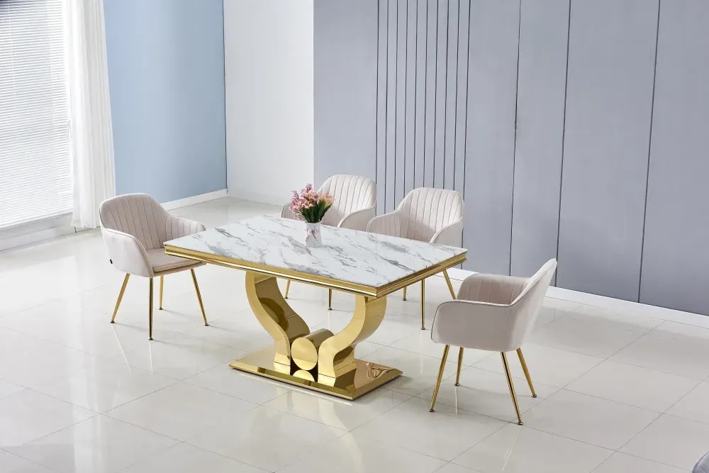 Table à manger TROFY 4 à 6 personnes Gold verre 150x90 cm