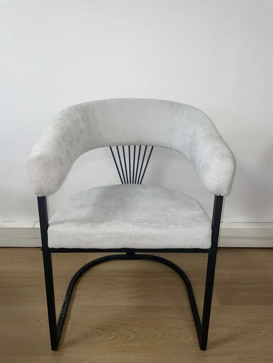 CHAISE AVEC ACCOUDOIR BRITTANY METAL NOIR SERGE GRIS