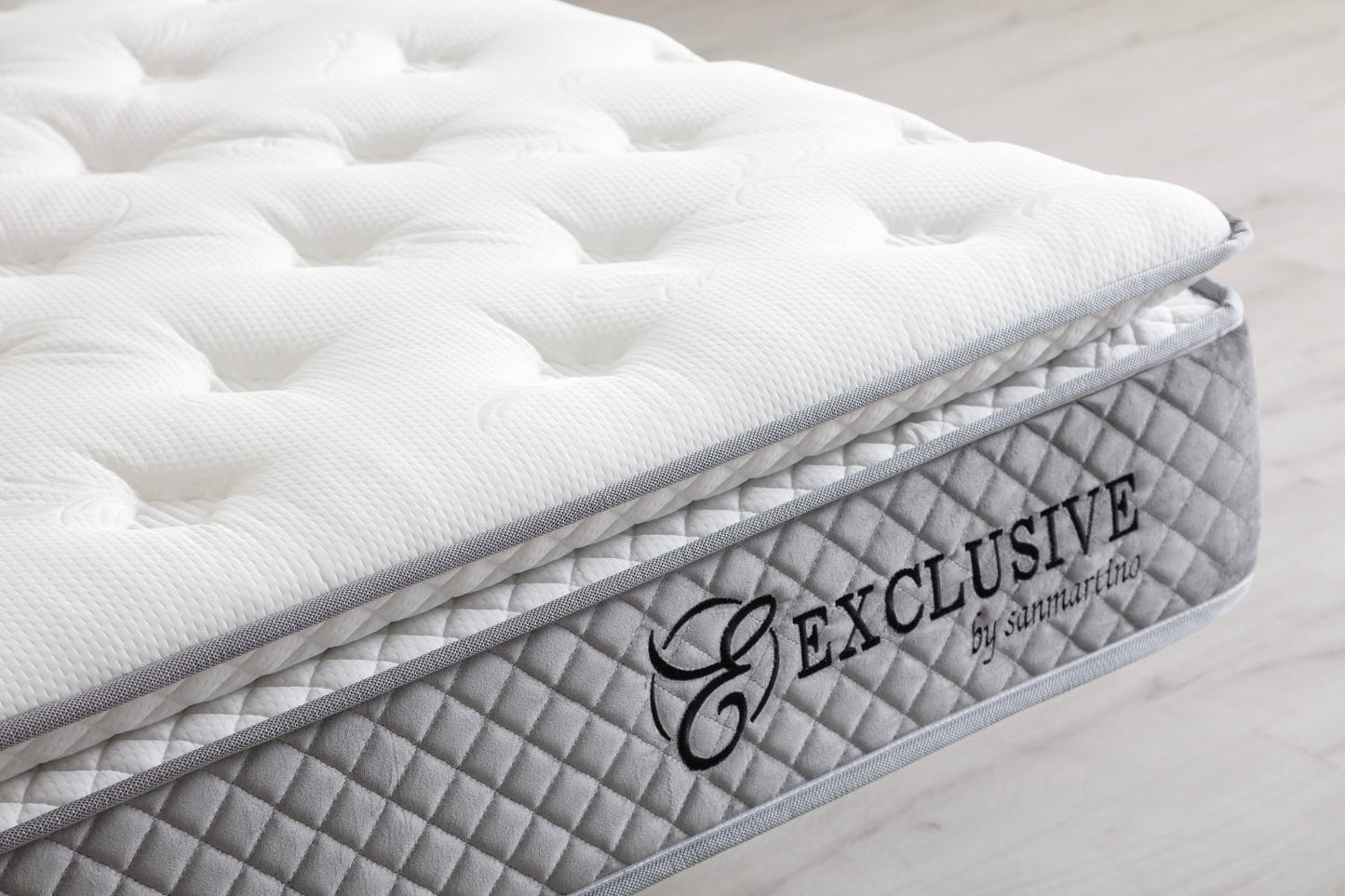 Matelas San Martino Exclusif Ressorts Gris – 32 cm avec Surmatelas Intégré