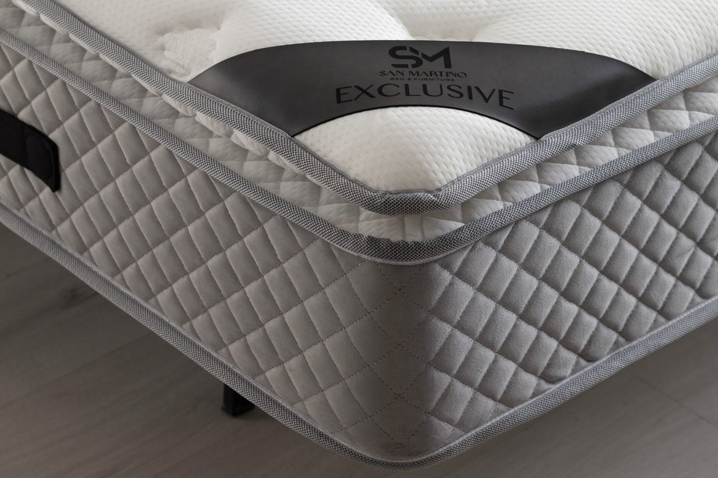 Matelas San Martino Exclusif Ressorts Gris – 32 cm avec Surmatelas Intégré